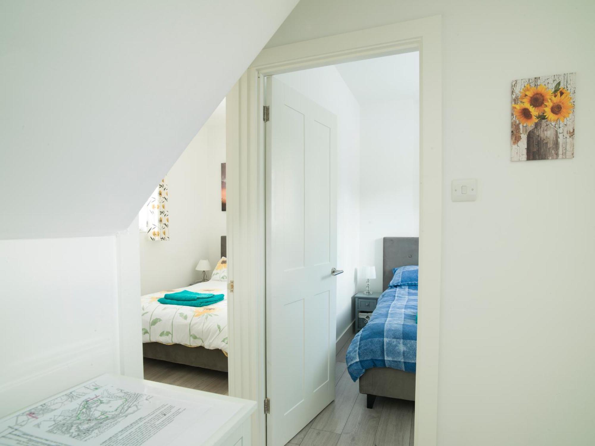 Stunning Modern Apartment In The Cotswolds Chalford Kültér fotó